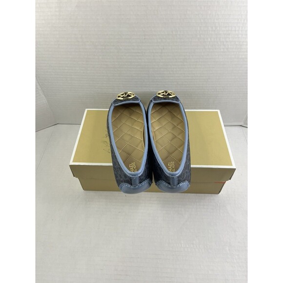 NEW IN BOX NIB MICHAEL KORS LILLIE MOC ADMIRAL PALE BLUE FLATS SIZE 5.5 - Picture 6 of 9